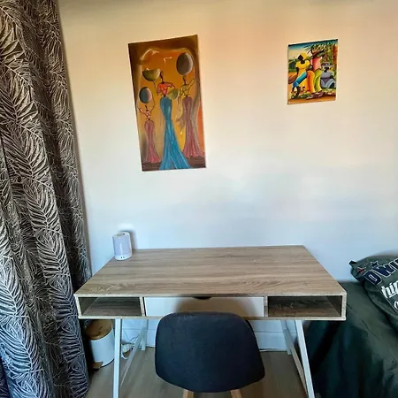 Cosy 아파트