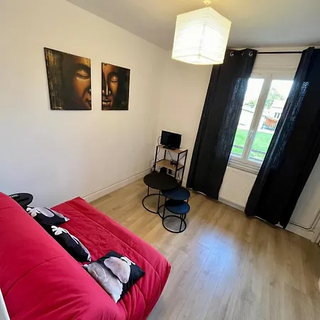 Cosy Saint-Romain-la-Motte
